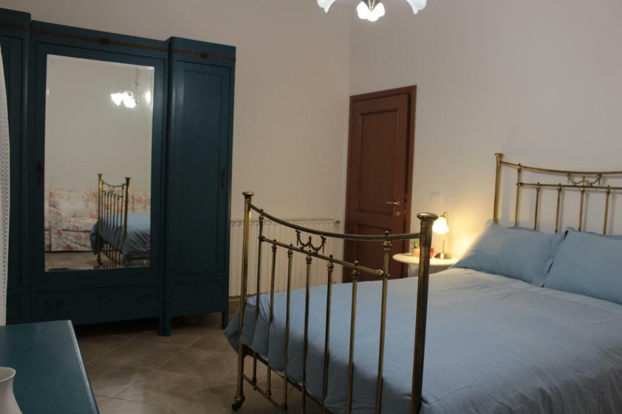 Villa Dei Tigli San Vicenzo di Galliera Екстер'єр фото